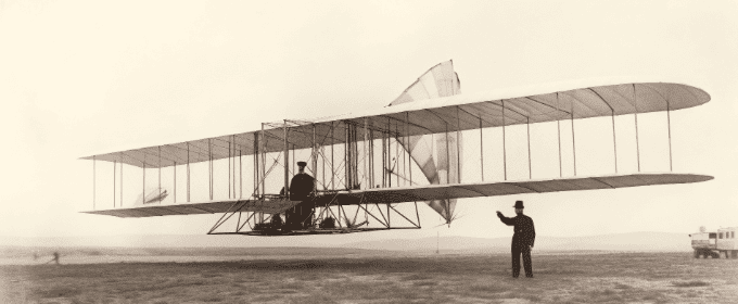 Wright brothers achieve flight success, captured in a historic photograph, flight 00089.